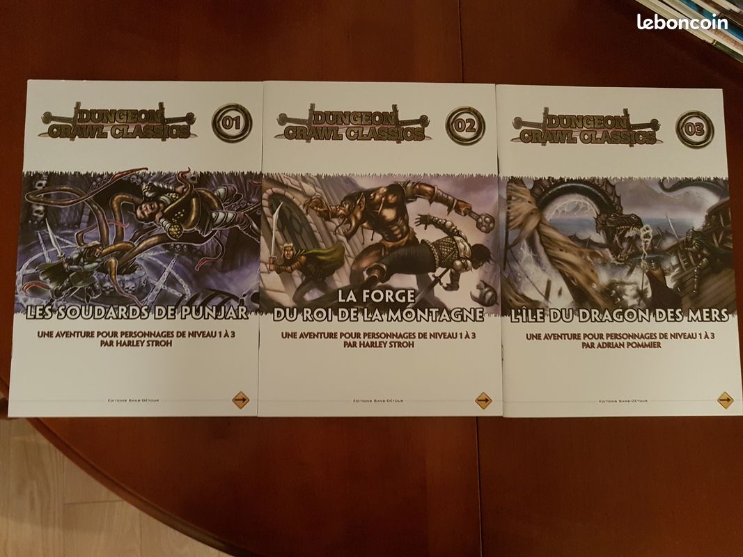 JDR DUNGEONS CRAWL CLASSICS VF et neuf D&D4 (image 1)