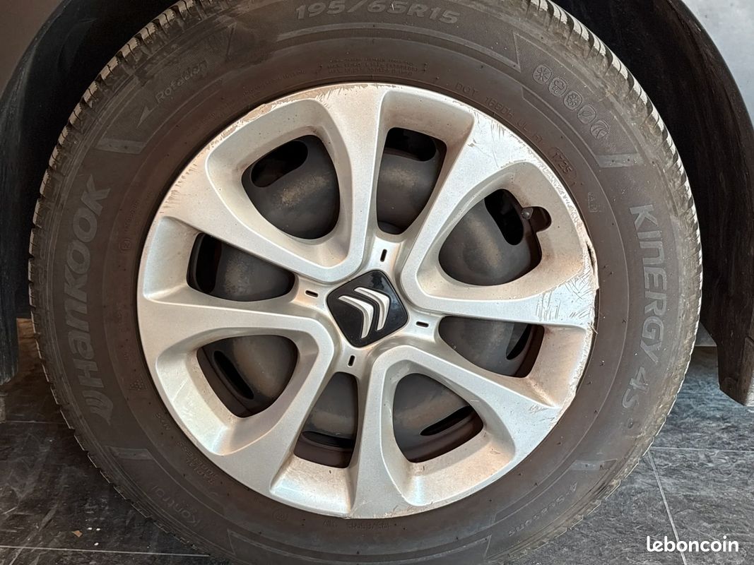 CITROEN C3 1.5 D 102ch FEEL - 2019 - Phares LED - Bluetooth - Climatisation - Régulateur de vitesse - GPS (image 28)