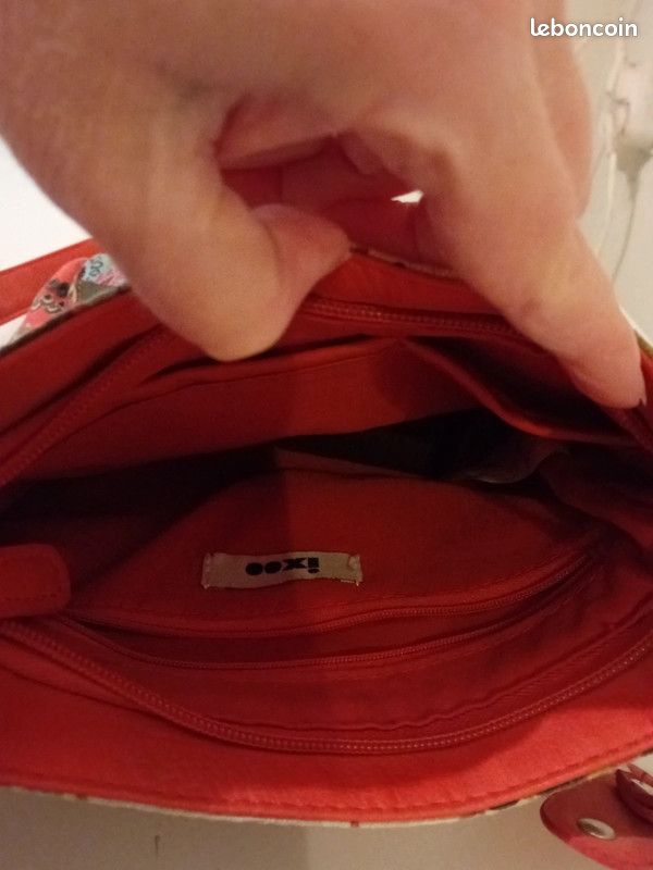 Sac Ixoo rouge (image 3)