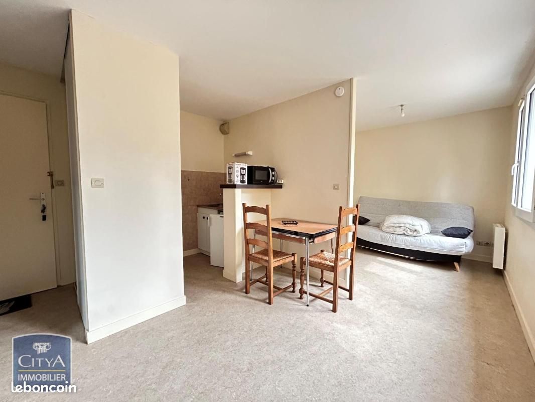 Appartement 1 pièce 23 m² · à Niort · 23 m² · 450 €/mois