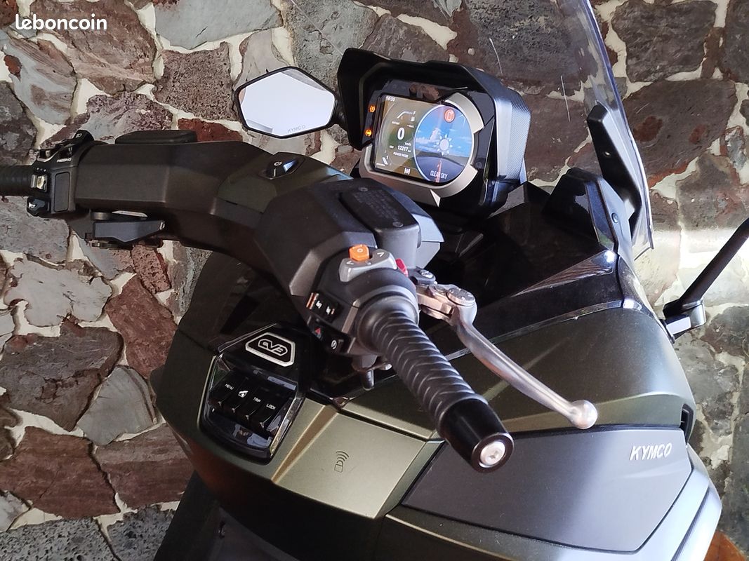 Kymco CV3 550cc 51CH 3 Roues - Permis B - Echappement Arrow (image 3)