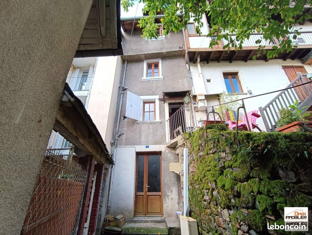 Immeuble 10 pièces 126 m² · à Tulle · 126 m² · 103 000 €