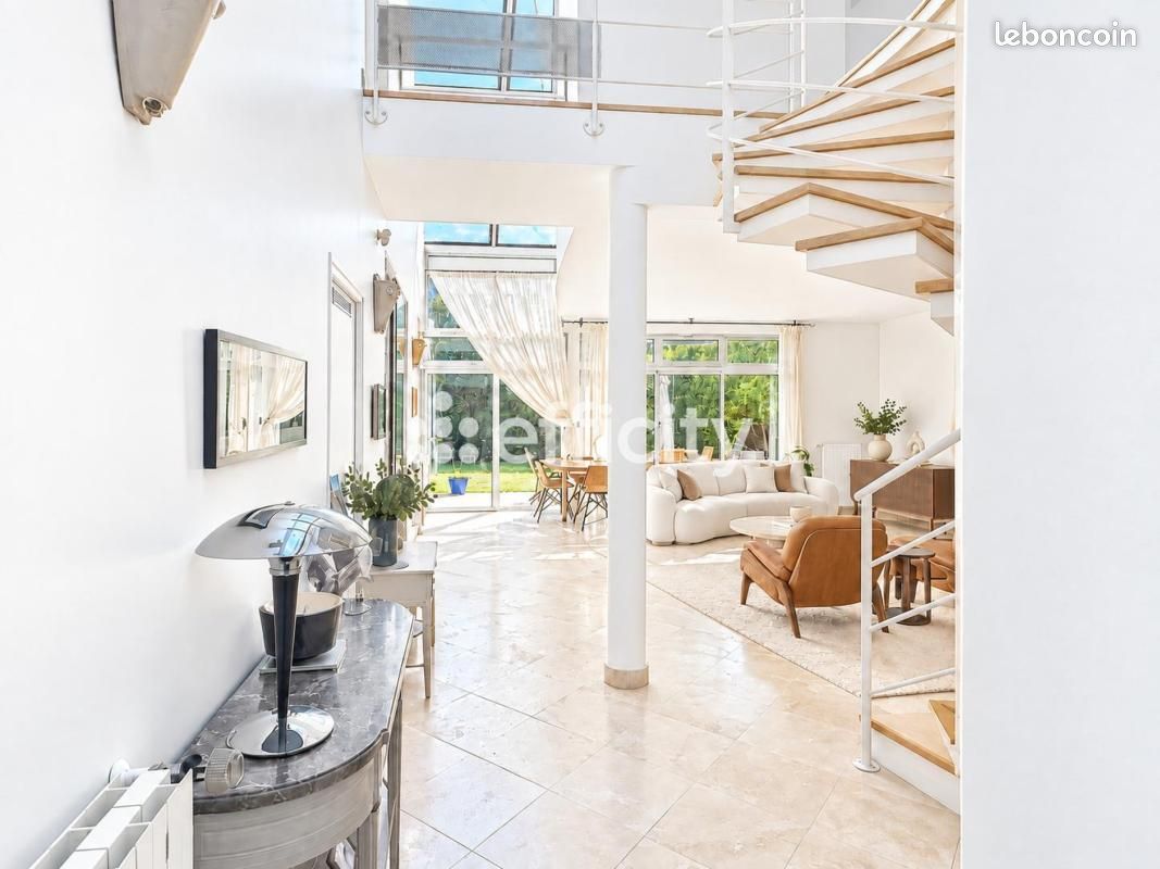 Maison 7 pièces 236 m² · à Maisons-Alfort · 236 m² · 1 488 000 €