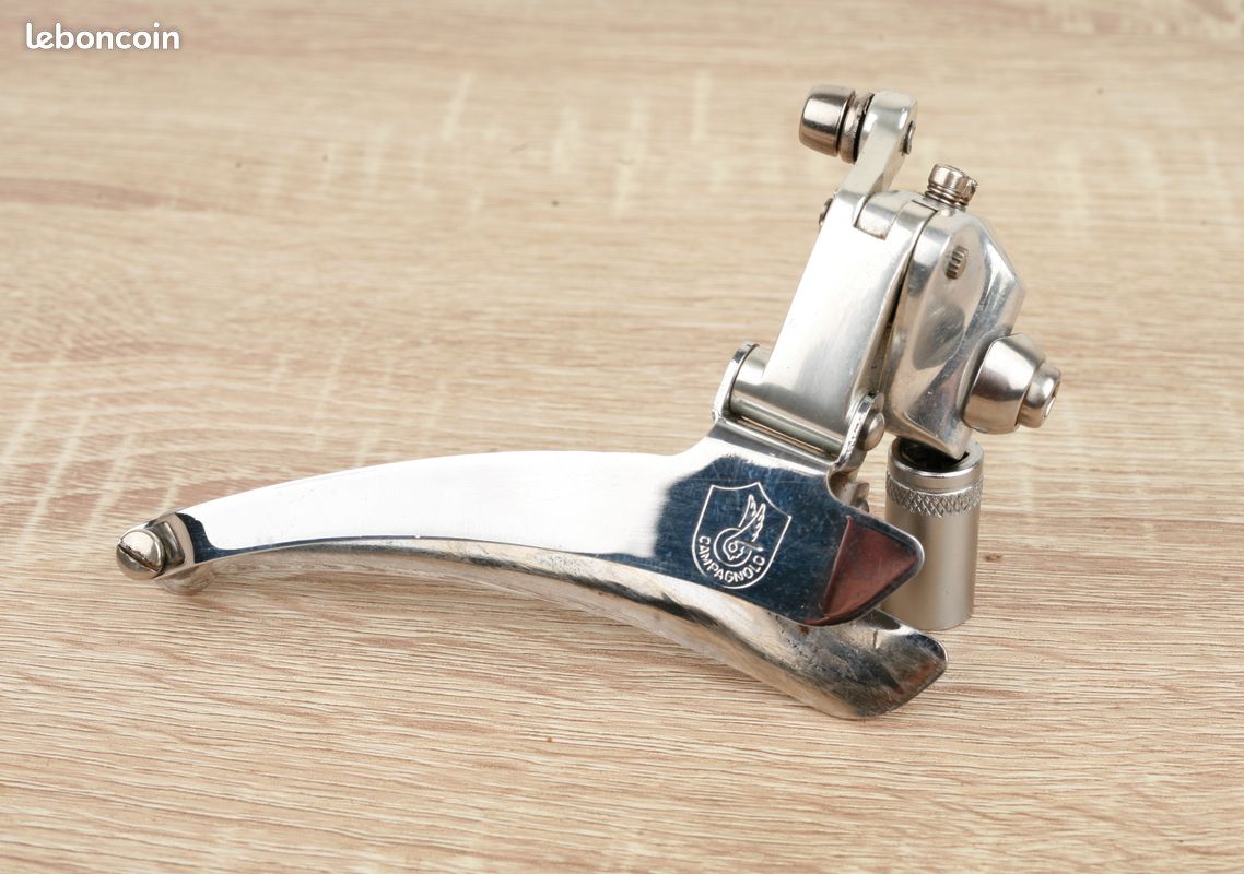 Derailleur avant CAMPAGNOLO Record (à collier 28.6) Soleil 1970's