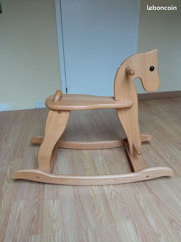 Cheval à bascule bois (image 1)