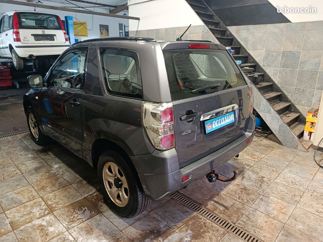 Suzuki Grand Vitara 1.6 105 cv (image 3)