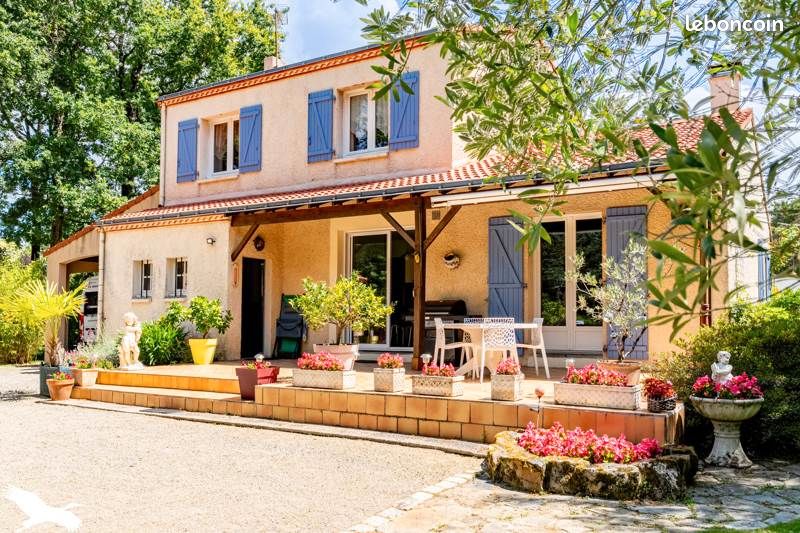Maison 5 pièces 100 m² · à La Chevrolière · 100 m² · 334 999 €