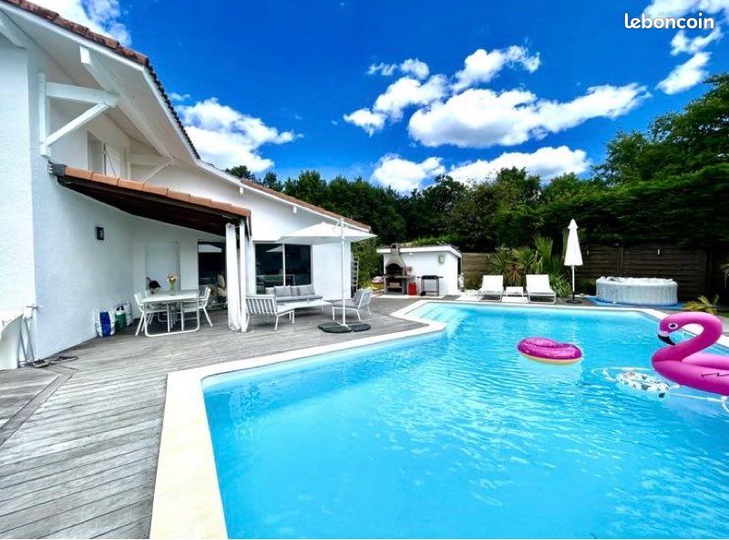 Maison 7 pièces 191 m² · à Mios · 191 m² · 399 000 €