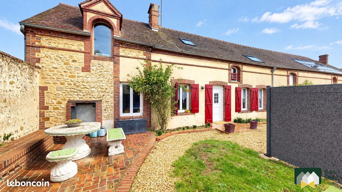 Maison 4 pièces 113 m² · à Vert-en-Drouais · 113 m² · 225 000 €