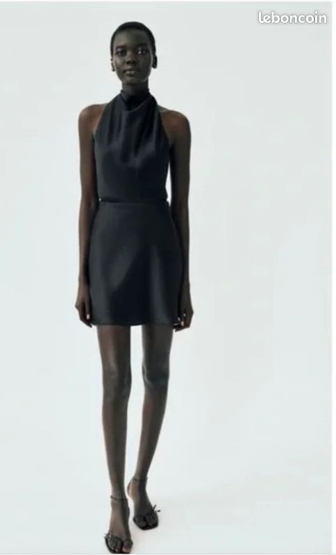 Robe Courte Robe Zara Dos Nu Robe Noir Zara Courte Robe Noire Zara - Main Image