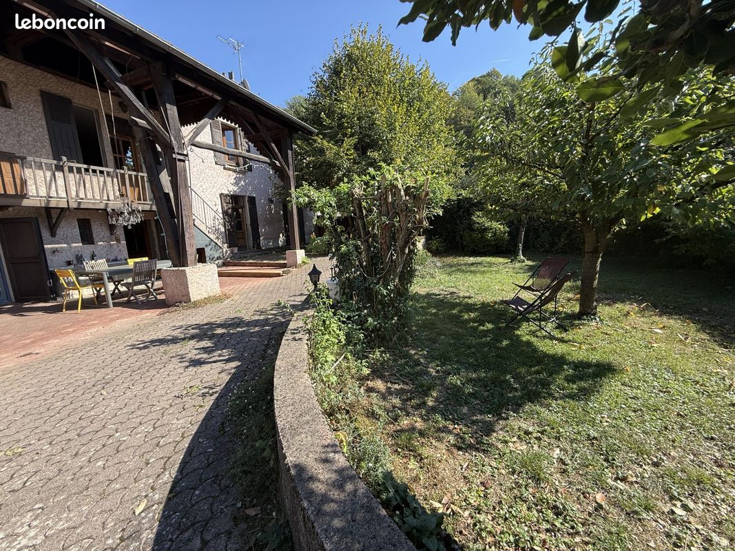 Maison 5 pièces 173 m² · à Échirolles · 173 m² · 490 000 €