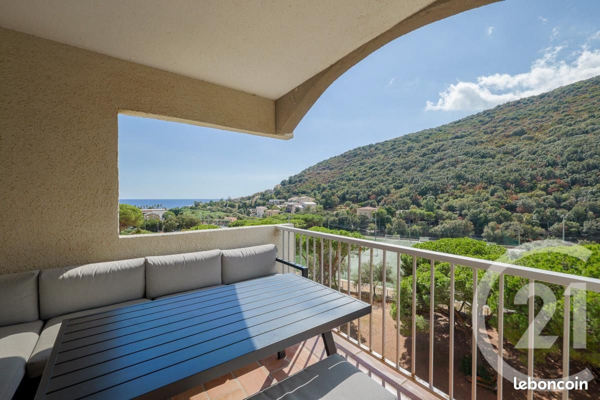 Appartement 4 pièces 112 m² · à Santa-Maria-Di-Lota · 112 m² · 325 000 €