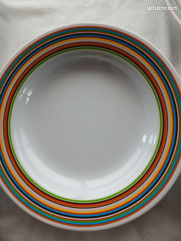 Assiettes creuses en mélanine outwell (image 2)