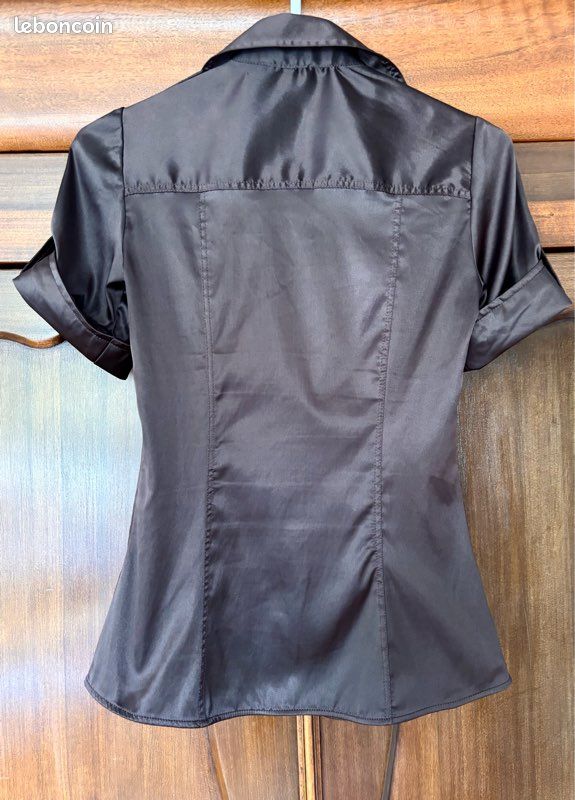 Chemise marron satinée à manche courte cintré style western (image 2)
