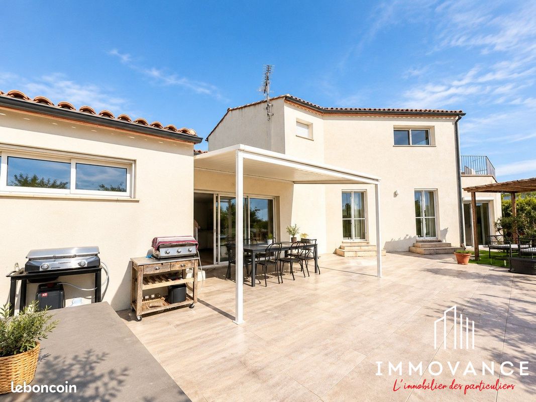 Maison 7 pièces 225 m² · à Saint-Mathieu-de-Tréviers · 225 m² · 468 700 €
