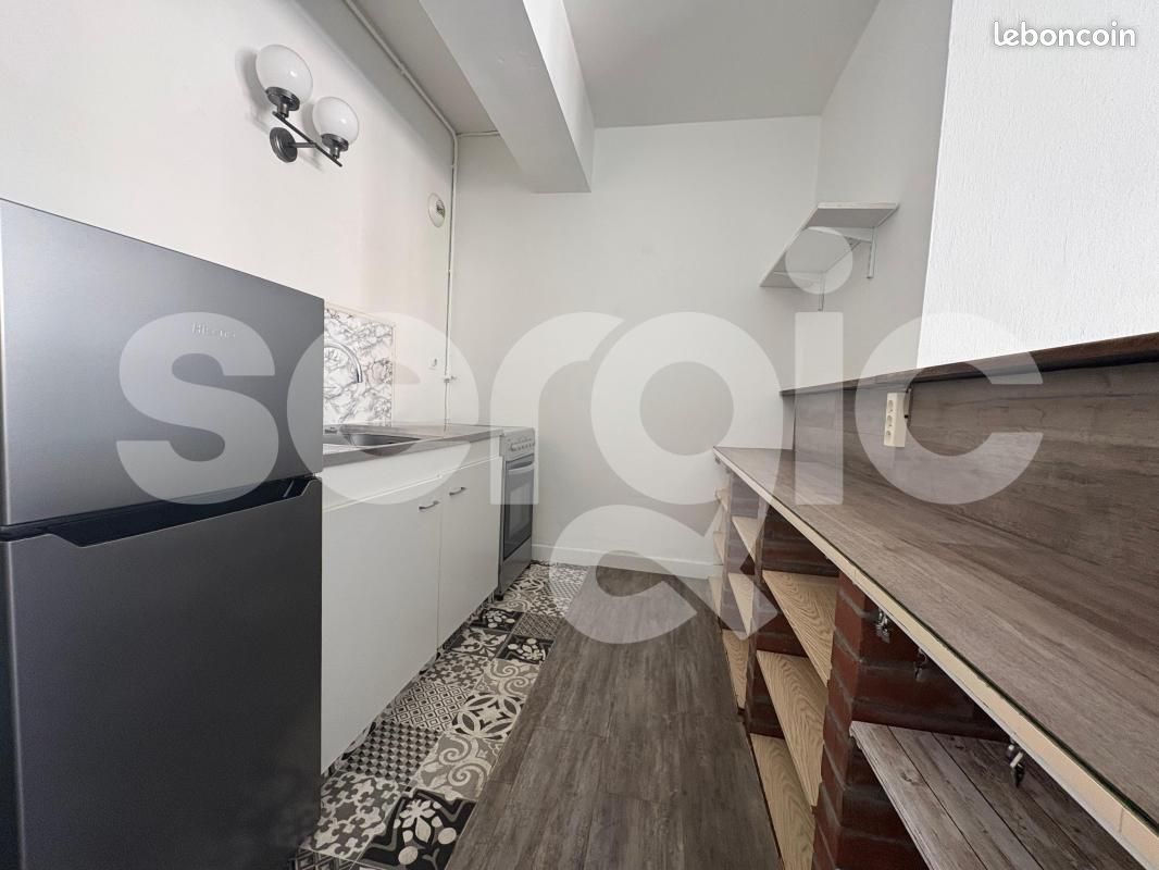 Appartement 2 pièces 47 m² · à Lille · 47 m² · 821 €
