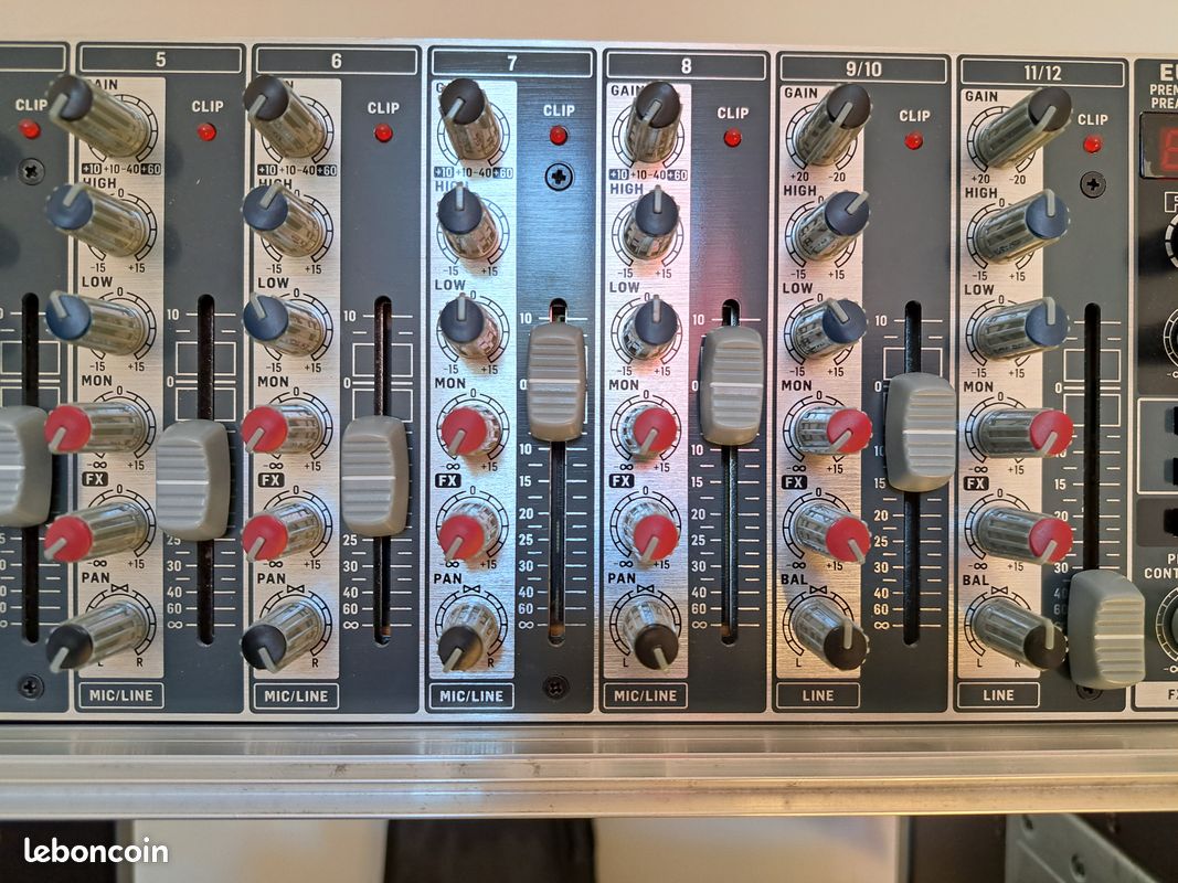 Behringer Eurorack Pro RX1202FX - État irréprochable (image 6)