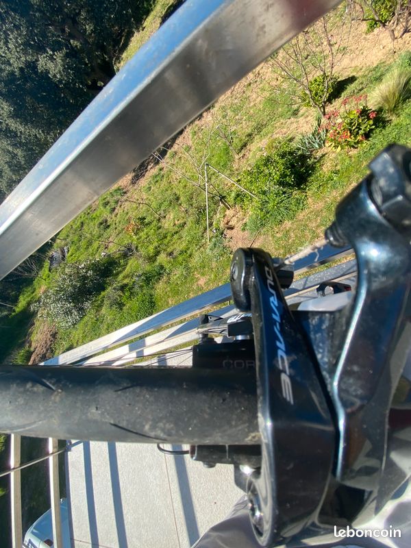 Vends vélo route Lapierre (image 1)