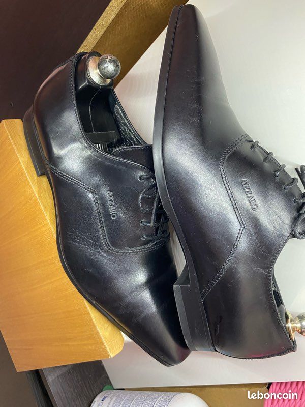 Chaussures De Ville Azzaro En Cuir Noir - Taille 42, Style Richelieu, Occasion