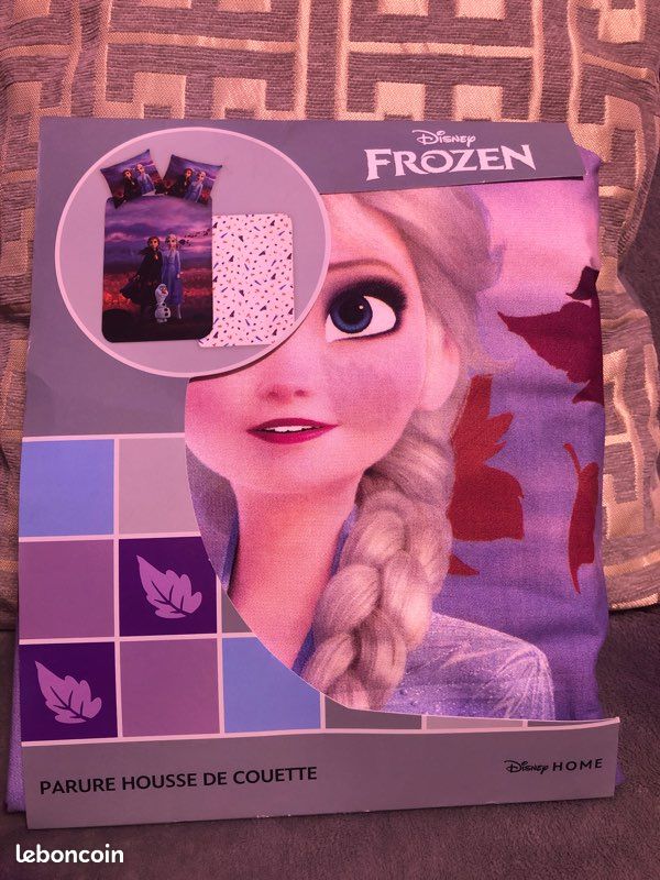 Parure housse de couette +taie d’oreiller 100% coton reine des neiges (image 1)