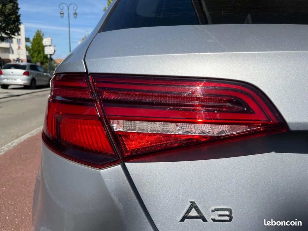 Audi A3 1.4 TFSI 150ch Design Luxe (image 32)