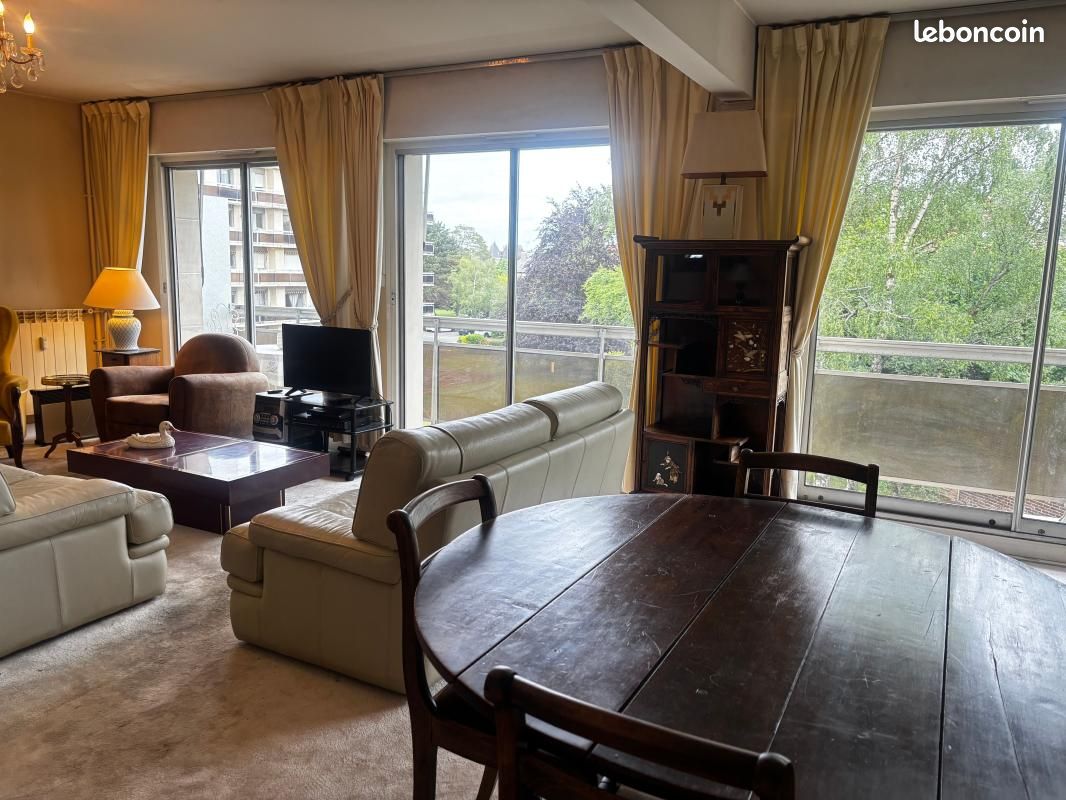Appartement 4 pièces 100 m² · à Compiègne · 100 m² · 240 000 €