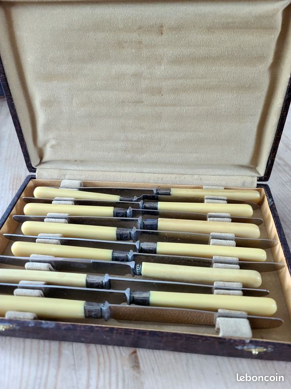 12 couteaux à dessert anciens - Coffret- Royal Cable / Sheffield - England - Arts de la table