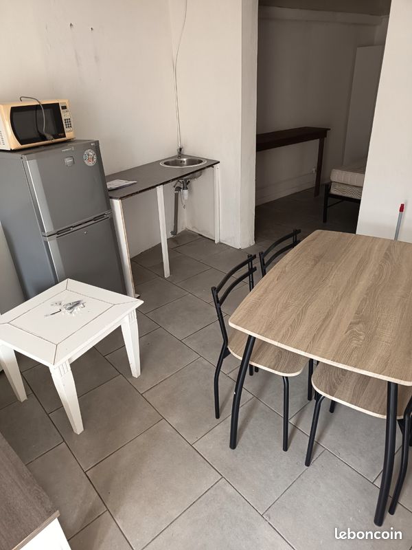 Appartement 1 pièce 28 m² · à Saint-Pierre · 28 m² · 690 €/mois