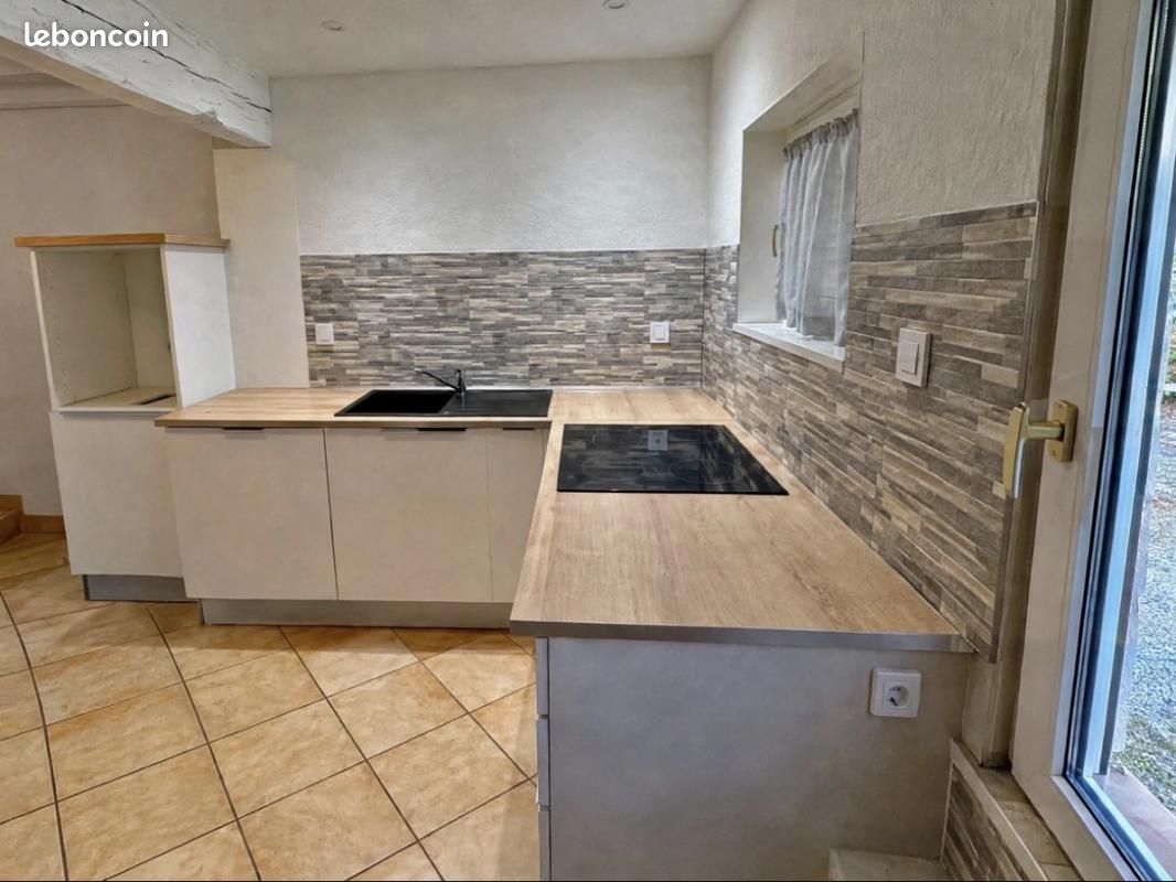 Maison 3 pièces 61 m² · à Couffoulens · 61 m² · 550 €/mois