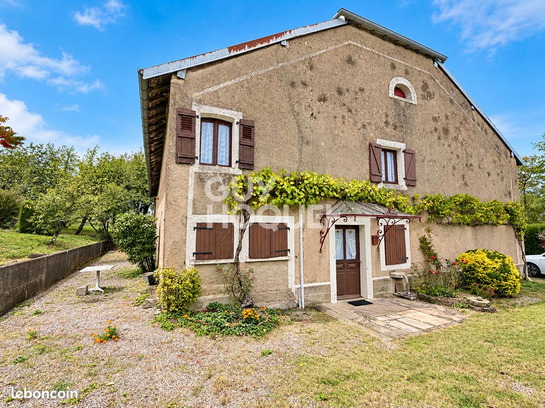 Maison 3 pièces 103 m² · à Flagy · 103 m² · 59 000 €