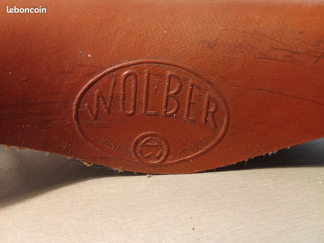 Ancienne selle de vélo en cuir A.WOLBER