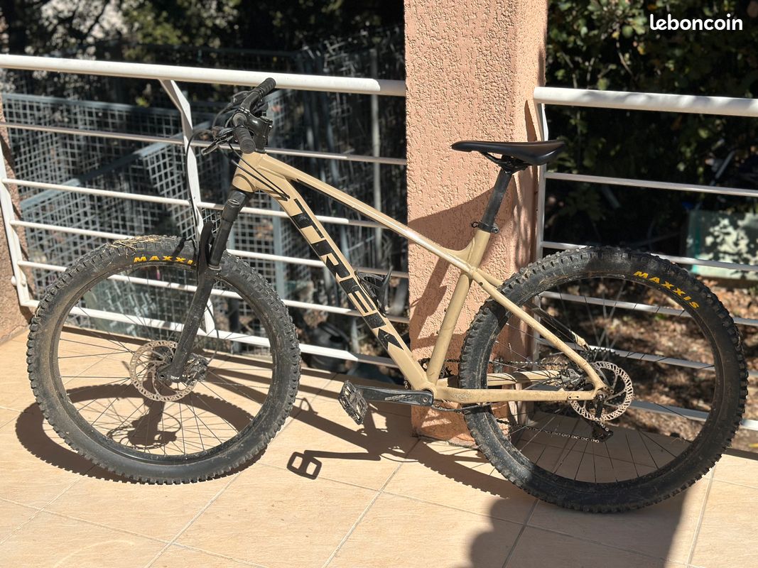 Roscoe 6 trek (image 2)