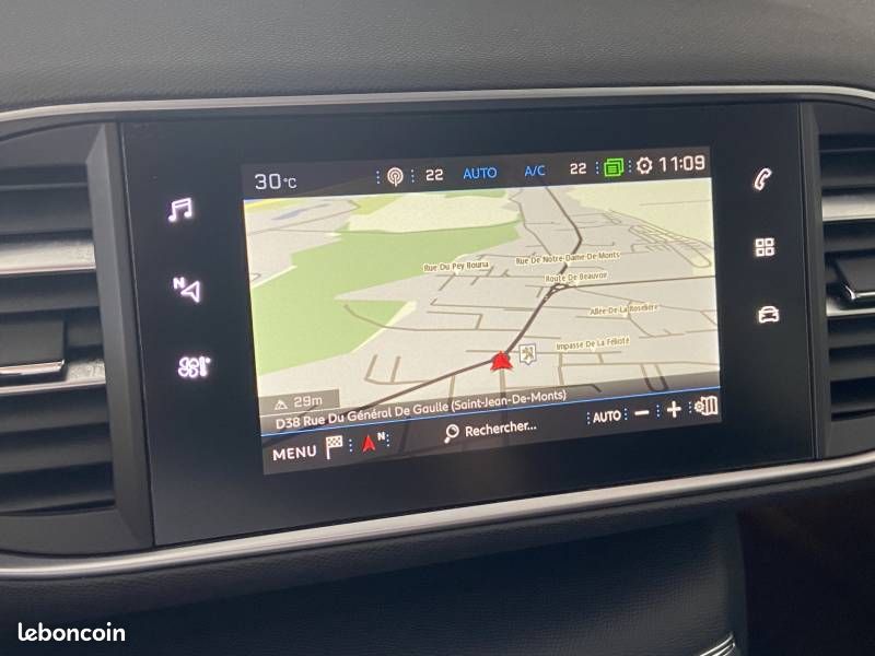 Peugeot 308 1.5 BlueHDi 130ch S&S BVM6 Allure (image 7)