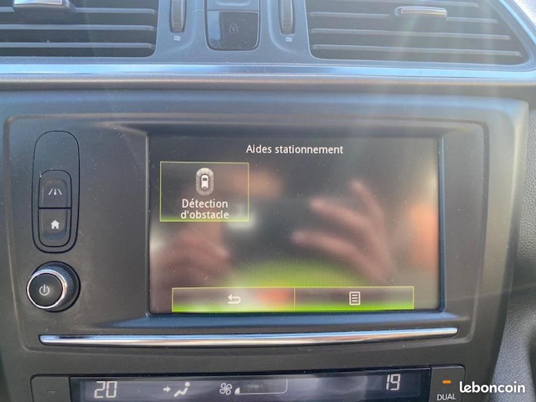 RENAULT KADJAR 1.5 Energy dCi - 110 Intens + ATTELAGE (image 19)