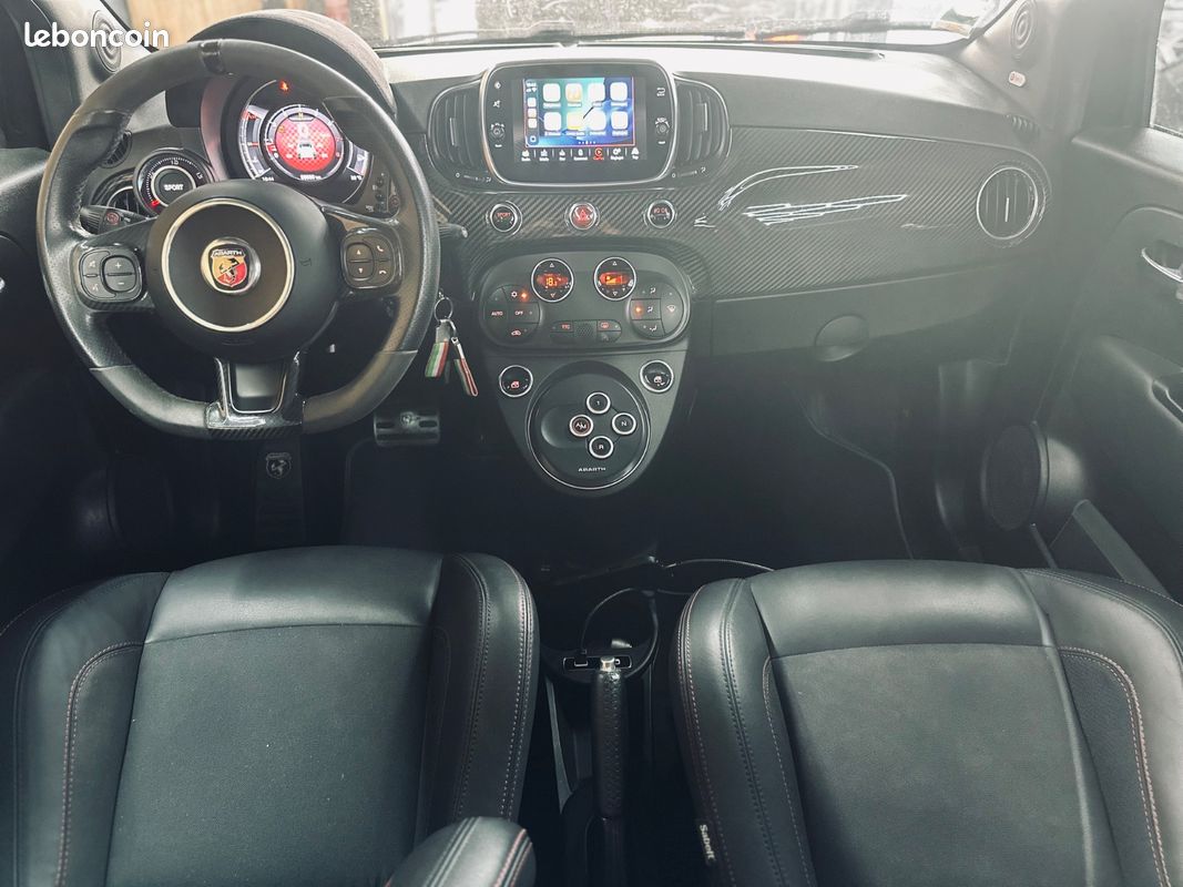 ABARTH 595 1.4 T-Jet 180 CH BVA Cabriolet Competizione Esseesse + ECHAPPEMENT AKRAPOVIC + PACK CARBONE + BEATS AUDIO + 1ERE MAIN + GARANTIE 12 MOIS (image 8)