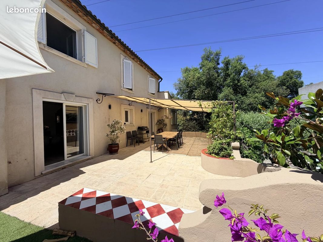 Maison 6 pièces 193 m² · à Puget-sur-Argens · 193 m² · 679 900 €