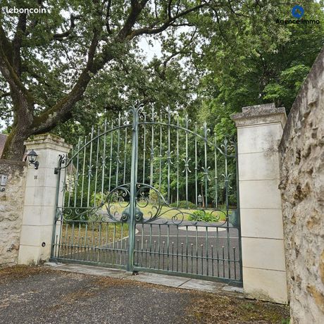 Propriété 7 pièces 210 m²