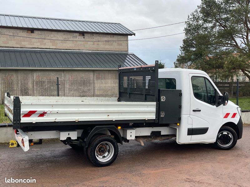 Renault Master Benne Coffre 2.3 Dci 130cv BVM6 Roue Jumelée / Lames renforcée / TBE / Faible Kilométrage (image 3)