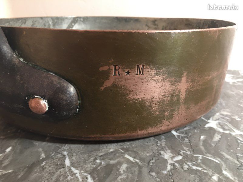 Ancienne sauteuse en cuivre (image 3)