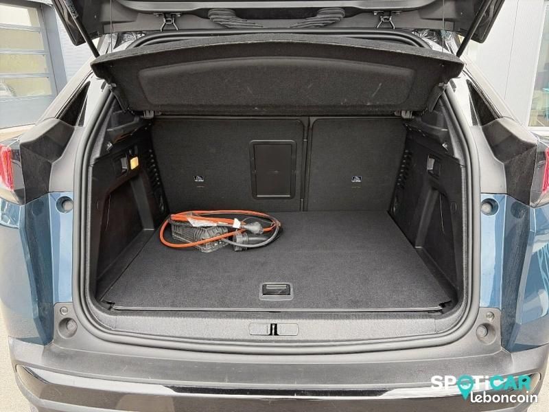 Peugeot 3008 HYBRID4 300ch GT Pack e-EAT8 (image 6)