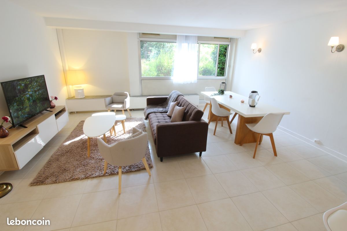 Appartement 2 pièces 62 m² · à Puteaux · 62 m² · 1 620 €/mois