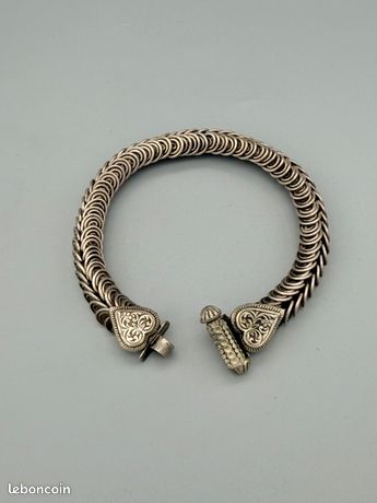 Bracelet Ancien En Argent Massif 950‰ – 193g, Avec 3 Rubis étoilés 15 Carats – Occasion Excellent état