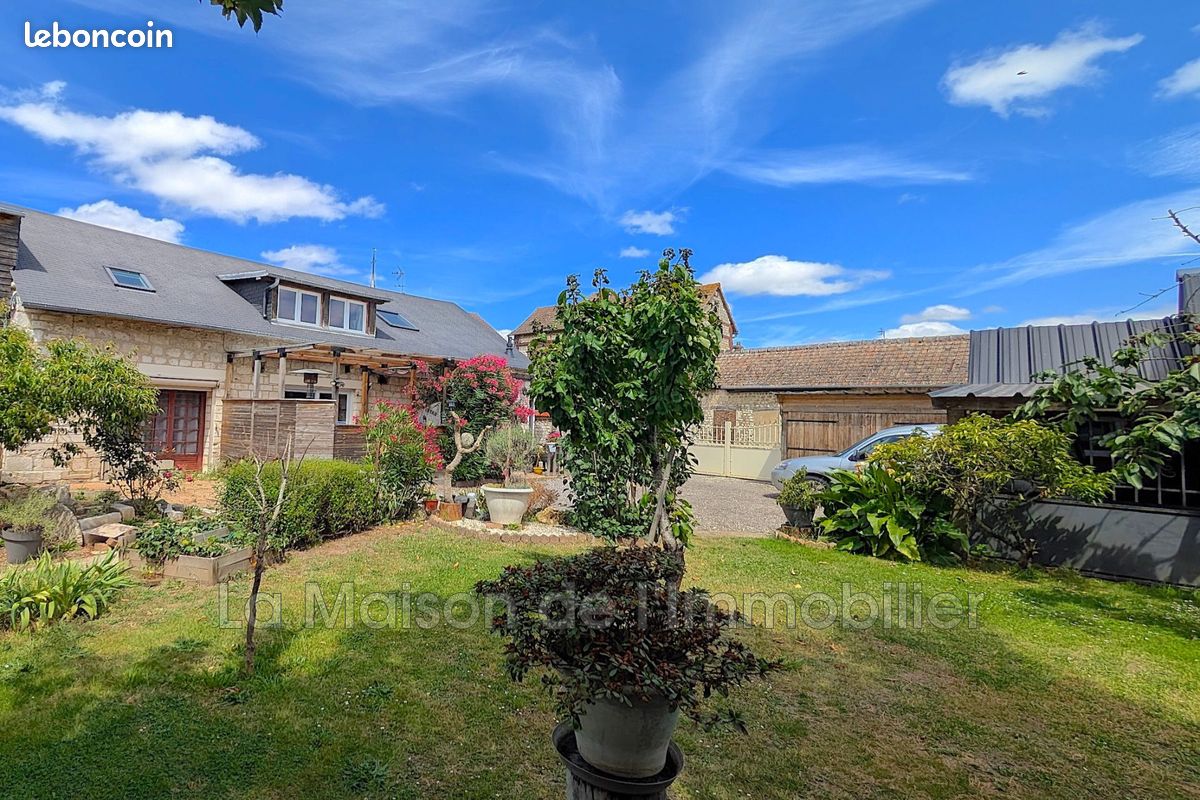 Maison 7 pièces 176 m² · à Criquebeuf-sur-Seine · 176 m² · 242 000 €
