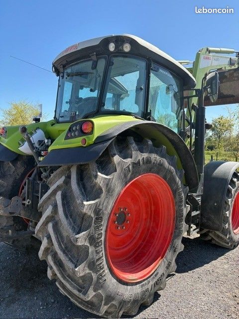 Claas ARION 440 - Tracteurs
