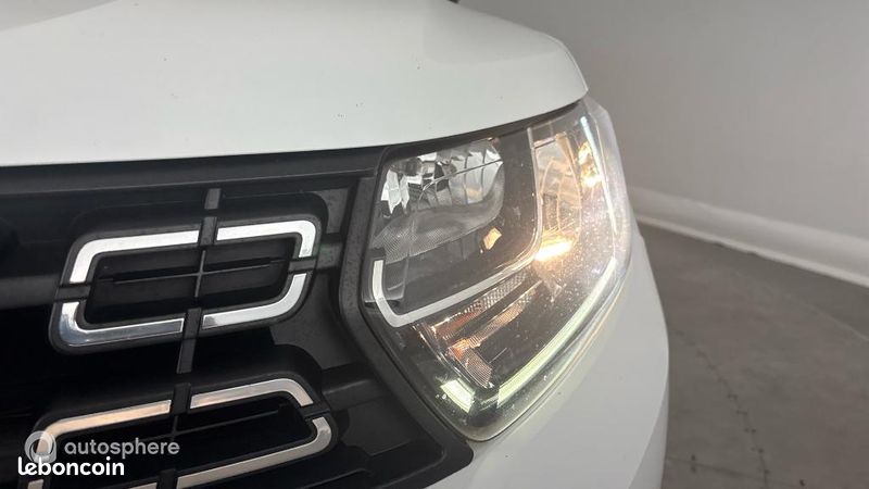 Dacia Duster 1.0 ECO-G 100ch Confort 4x2 - E6U (image 17)