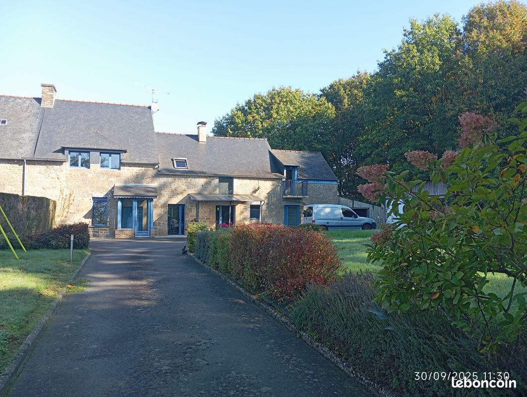 Maison 7 pièces 177 m² · à Saint-Marc-le-Blanc · 177 m² · 277 000 €