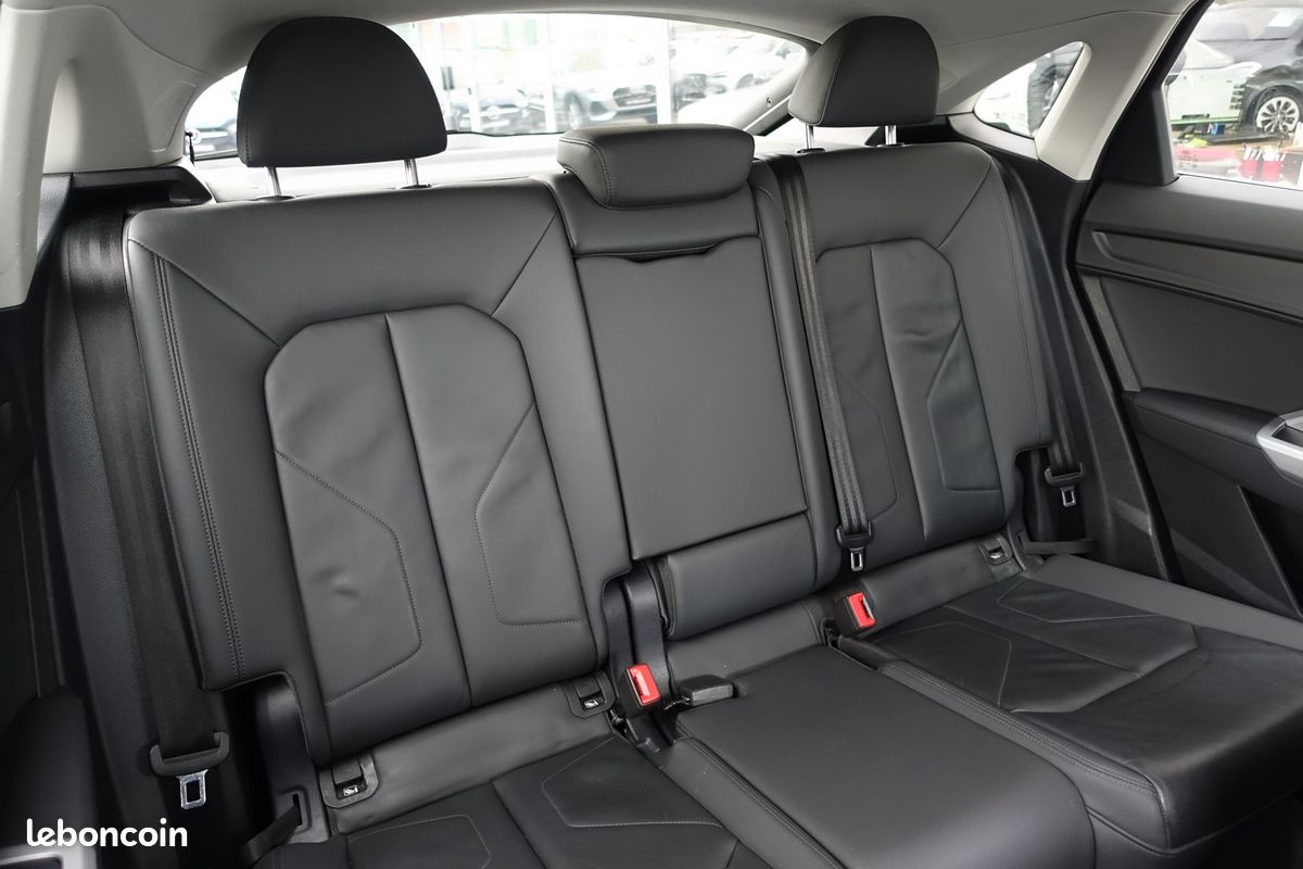 Q3 Sportback 45 Tfsi e S-Tronic 245ch Hybride Rechargeable Virtual cockpit/Cuir chauffants/Gps Europe/Caméra/Carplay/Hayon électrique/1*Main/Garantie 12 mois (image 6)