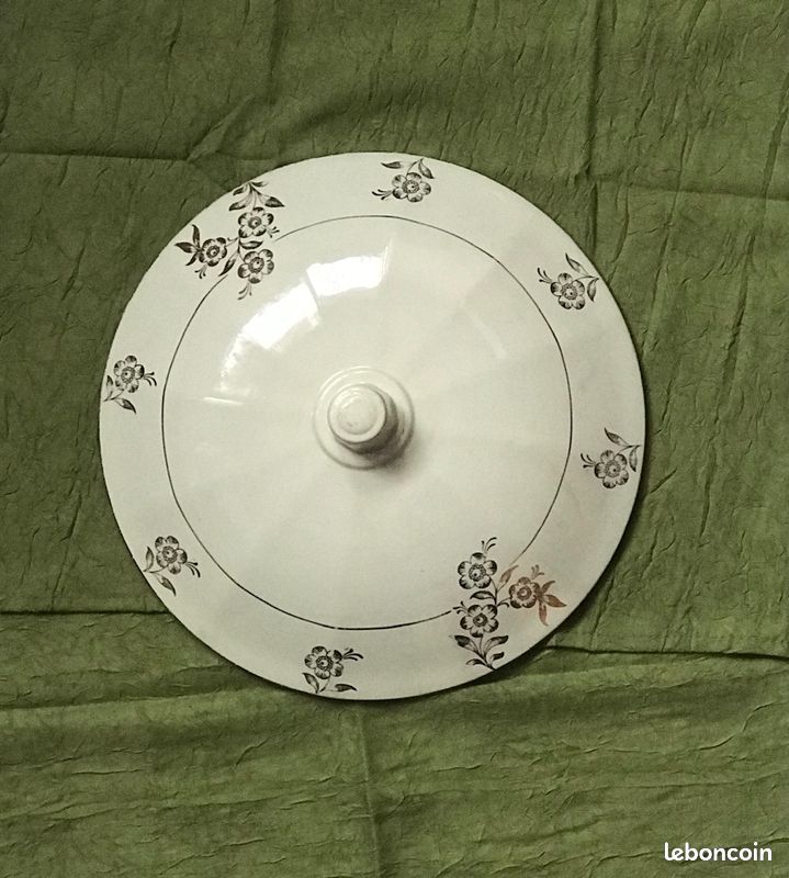 Couvercle soupière porcelaine (image 1)