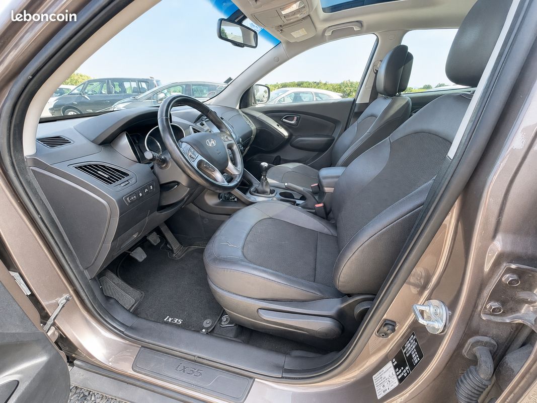 Hyundai IX35 (image 3)