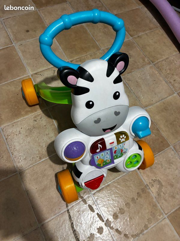 Trotteur pousseur (image 1)